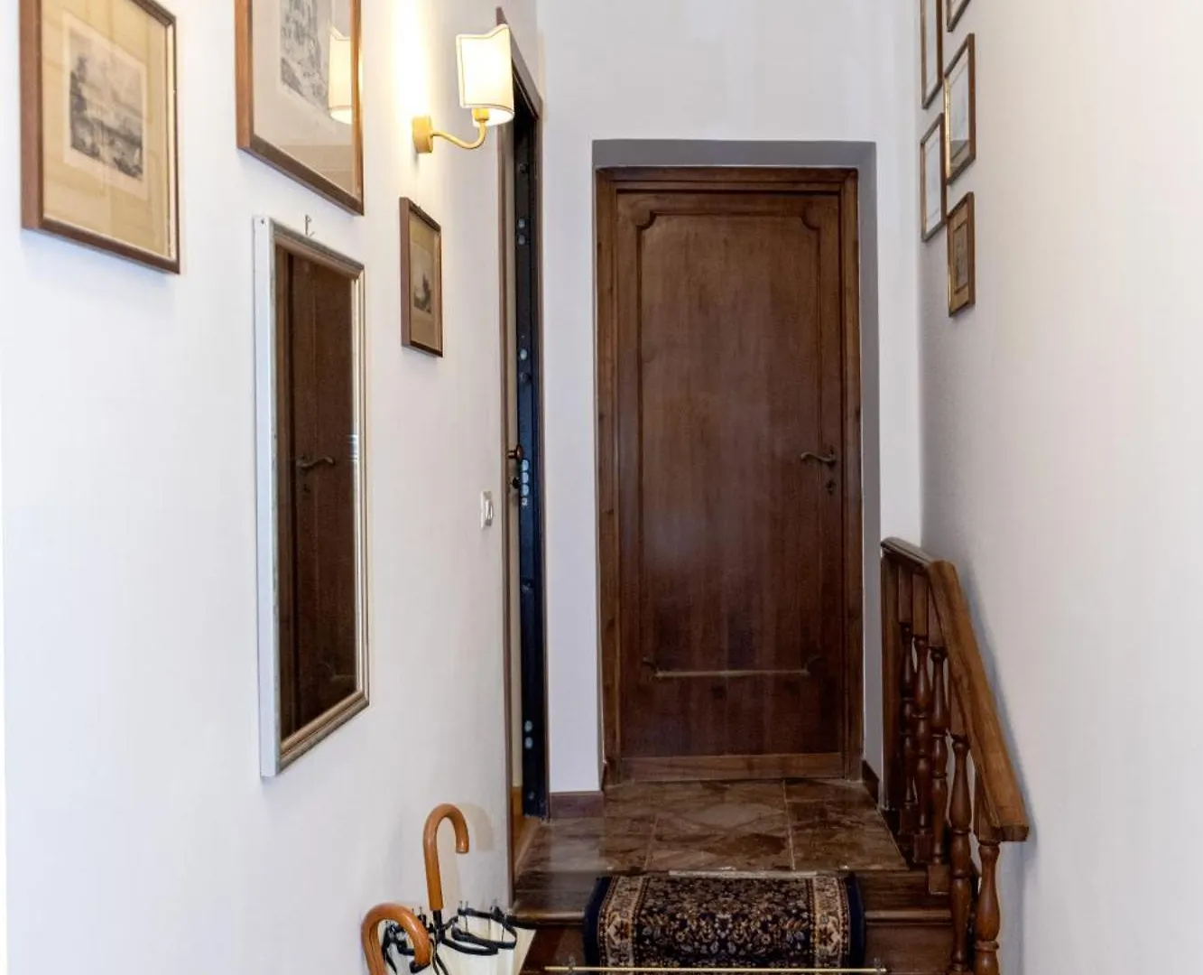 Dimora Quattro Cantoni - Rione Monti Rzym 0*,